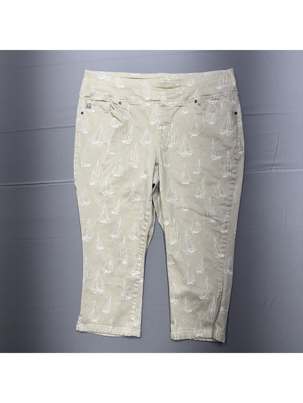 Belle by Kim Gravel Womens Sailboat Crop Pants Size 16 Beige Cotton Capri Beach